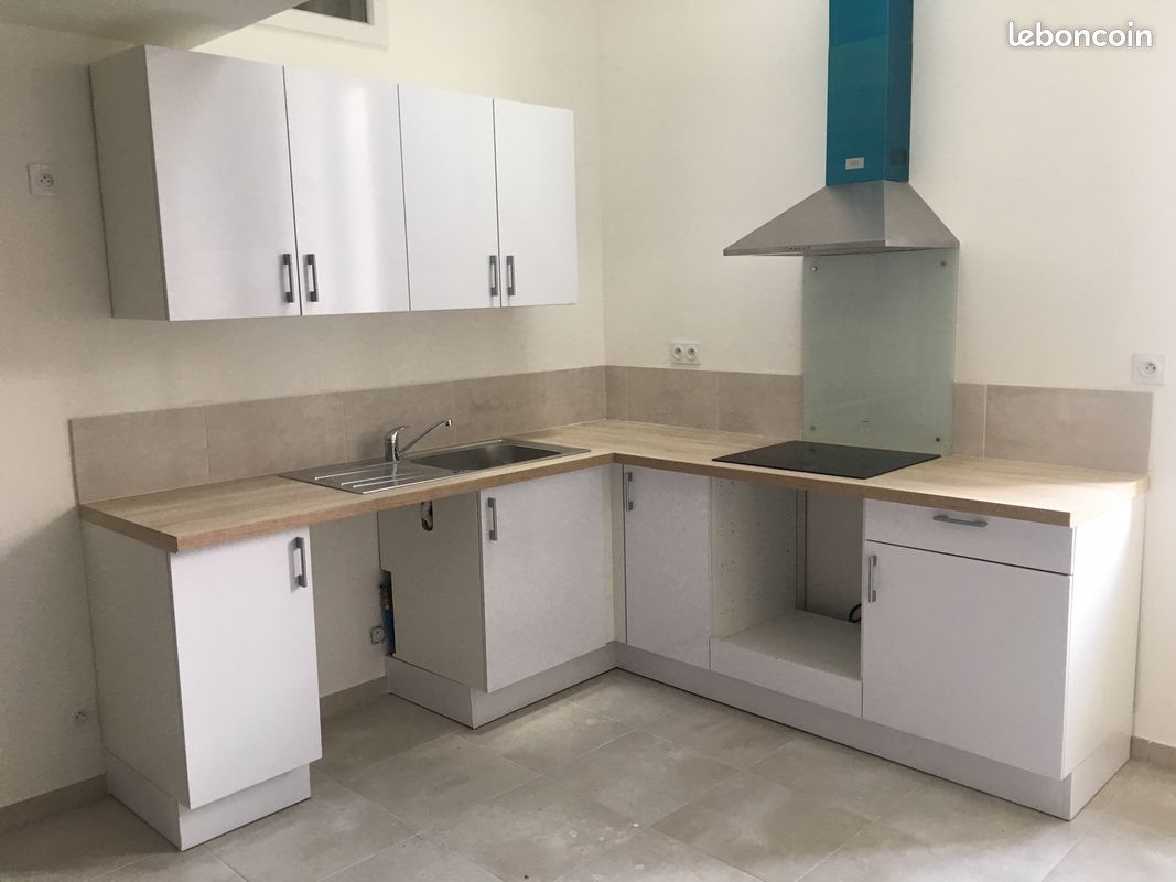 Appartement 3 pièces 50 m² · à Nîmes · 50 m² · 700 €