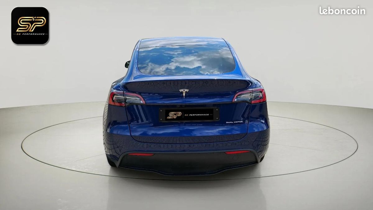 TESLA MODEL Y Performance * Dual Motor AWD * 534 ch * 75 kWh * Toit Pano (image 5)