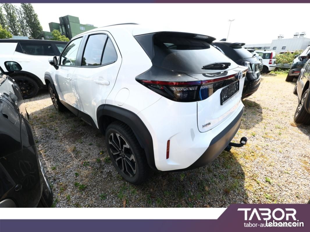 Toyota Yaris Cross 1.5 Hybrid 116 Comfort AWD-i (image 4)