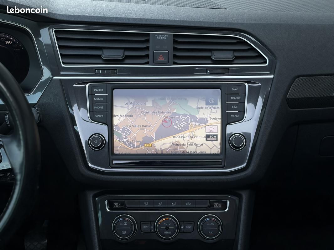 Volkswagen Tiguan 2.0 TDI 150 BVM6 CARAT EDITION PACK RLINE / SUIVI COMPLET VOLKSWAGEN (image 19)