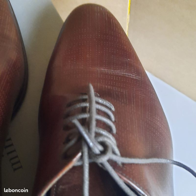 Chaussures De Ville Minelli Marron Cognac, Taille 42 - Élégantes, Occasion Très Bon état
