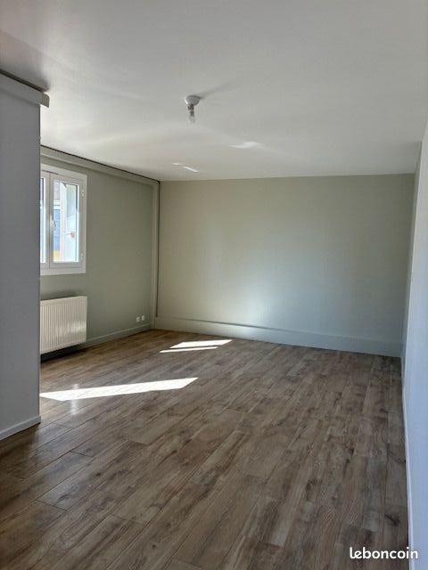 Appartement 5 pièces 97 m² · à Guingamp · 96,7 m² · 940 €/mois