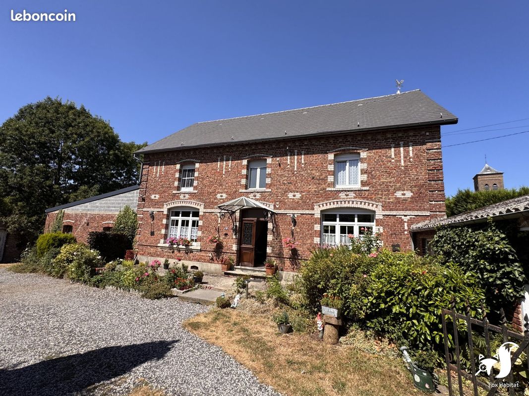 Maison 8 pièces 196 m² · à Bazuel · 196 m² · 194 500 €