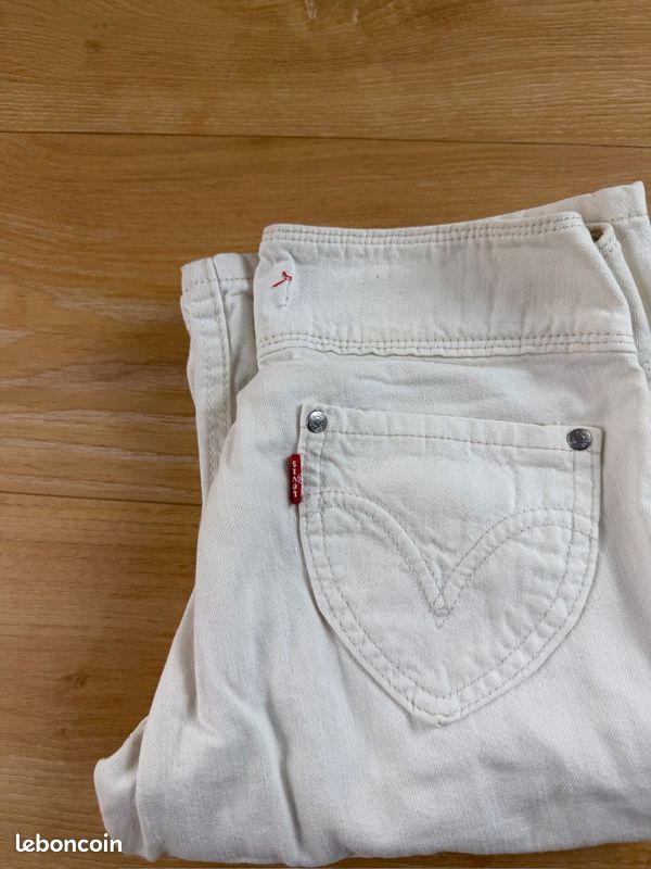 Jean Levis Billie May droit blanc W25 L32 femme NK18 (image 11)