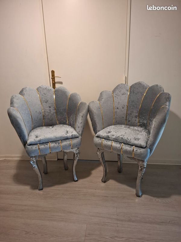 Deux fauteuils et une table d'appoint pour tous les jours ou mariage (image 1)
