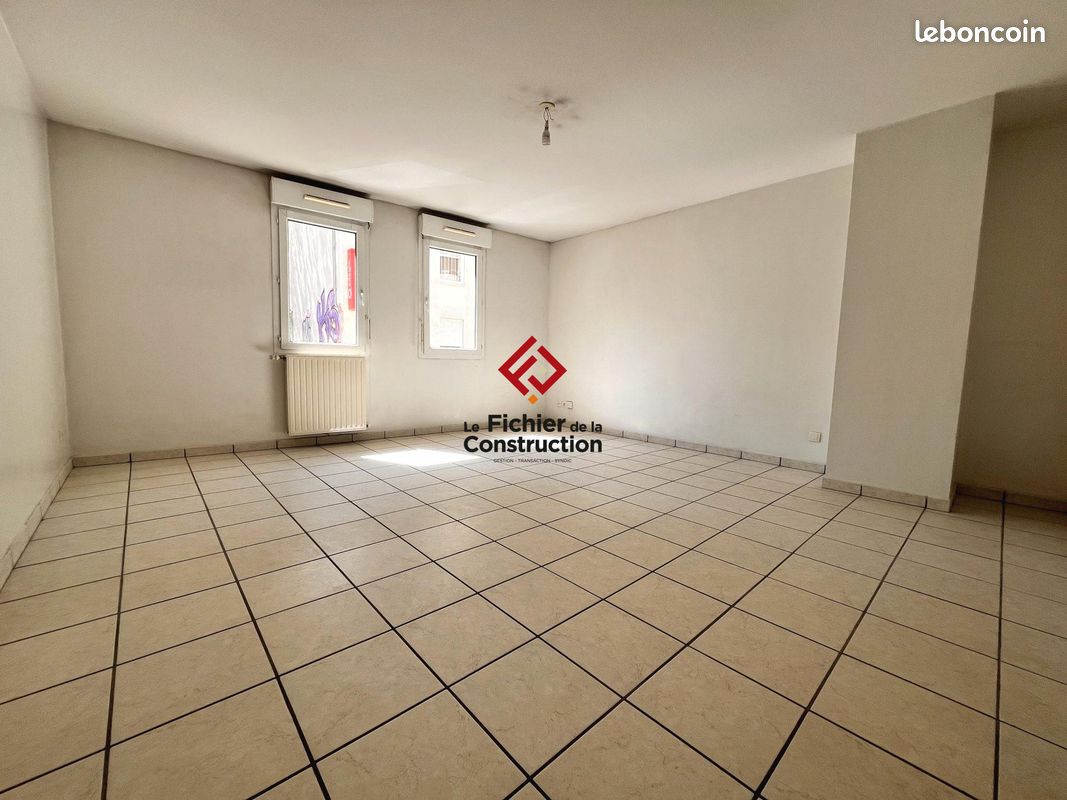 Appartement 2 pièces 54 m² · à Grenoble · 54 m² · 139 000 €