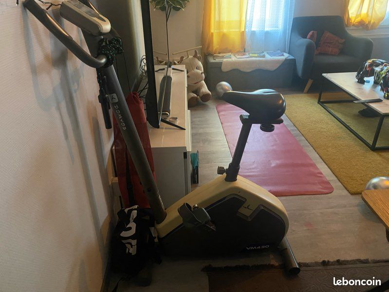 Vélo d’appartement (image 1)