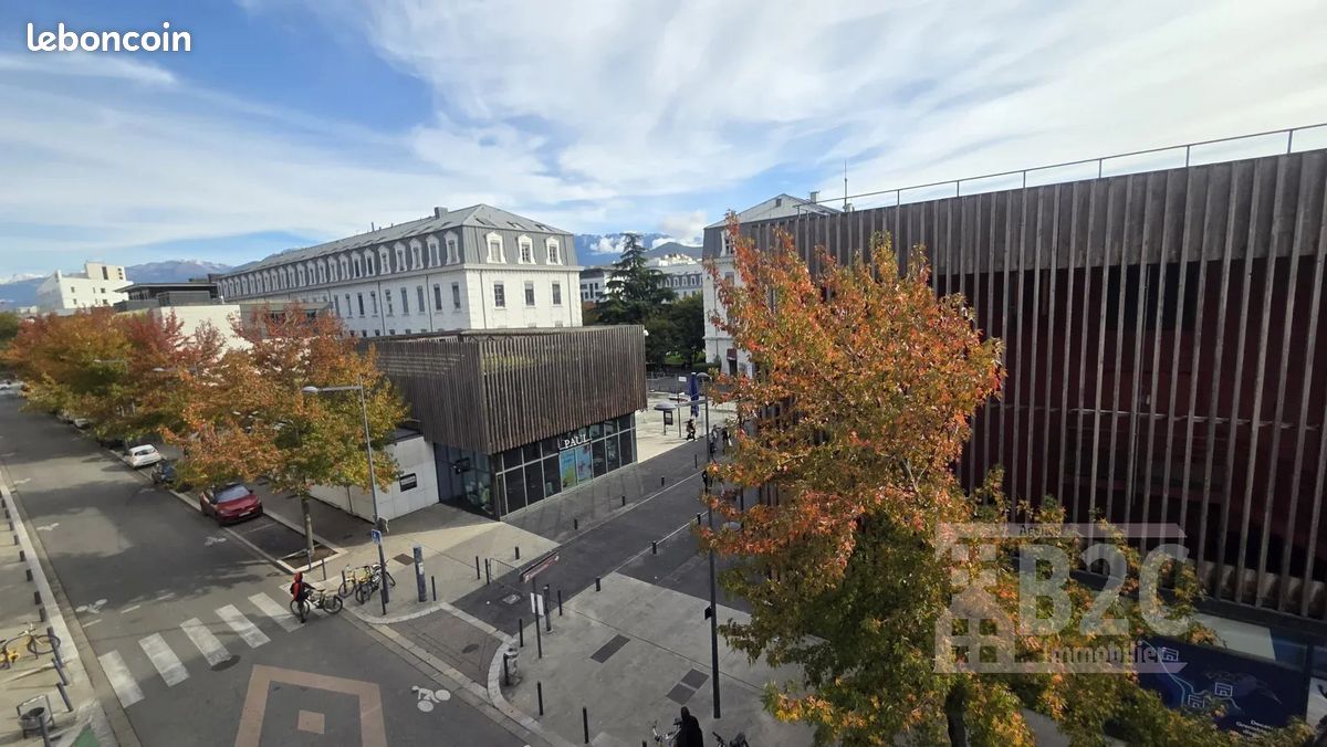 Appartement 3 pièces 87 m² · à Grenoble · 87 m² · 310 000 €