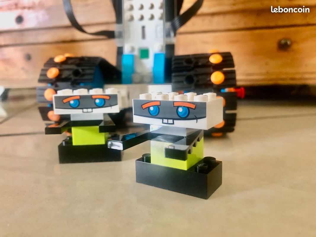Lego BOOST Robot (image 8)