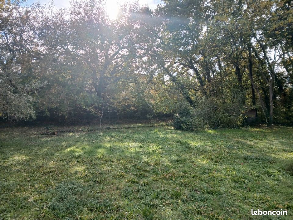 Terrain 640 m² Les Pennes Mirabeau · à Les Pennes-Mirabeau · 259 900 €