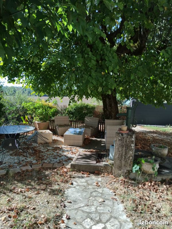 Maison 6 pièces 125 m² · à Saint-Méard-de-Gurçon · 125 m² · 215 000 €