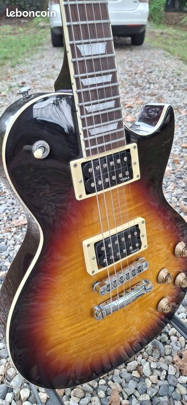 Guitarre (image 1)