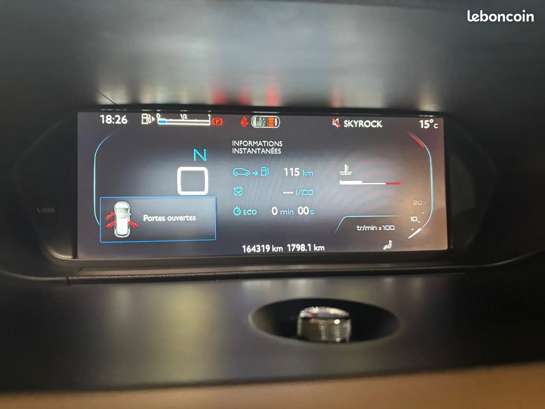 CITROEN C4 Picasso 1.6 D 115ch Exclusive - 164 000 km - siège chauffant/ventilé/massant - toit panoramique - boite auto - caméra 360 (image 12)