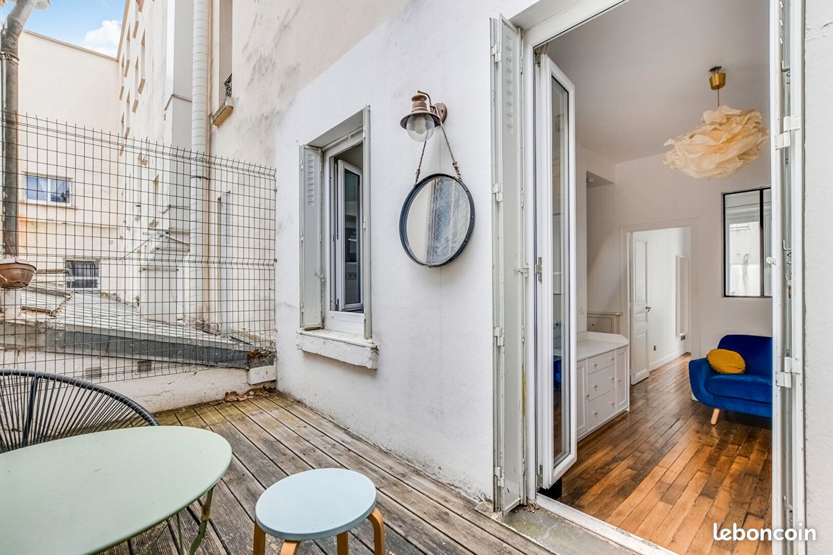 Appartement 2 pièces 27 m² · à Paris · 27 m² · 299 000 €