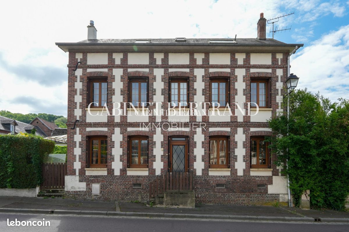 Maison 6 pièces 100 m² · à Charleval · 100 m² · 159 000 €