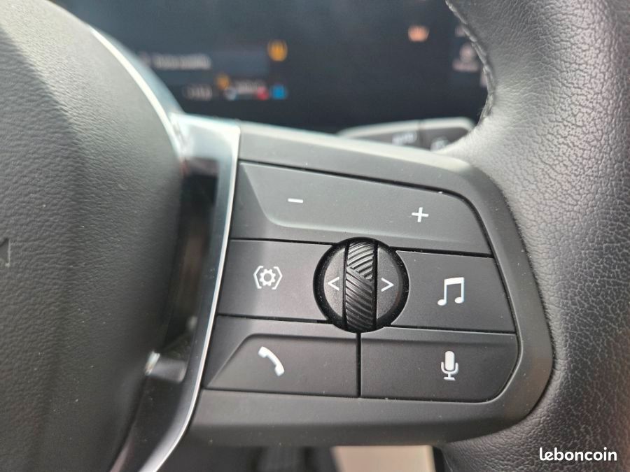 BMW X1 (U11) 2.0 18D 136cv BVA7 SDrive PACK TOIT Ouvrant Hayon EL. 1ère Main (image 26)