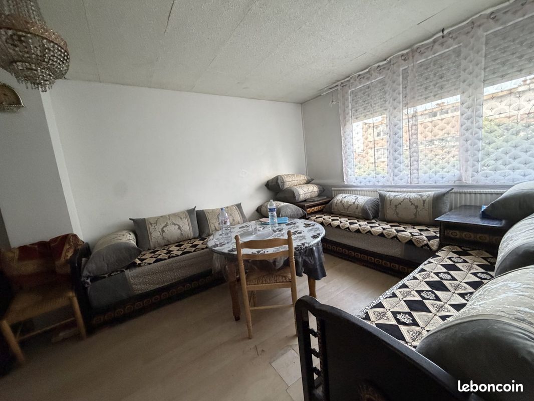 Immeuble 120 m² · à Villeneuve-d'Ascq · 120 m² · 229 000 €