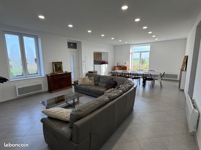 Maison 8 pièces 200 m² · à Gincrey · 200 m² · 635 000 €