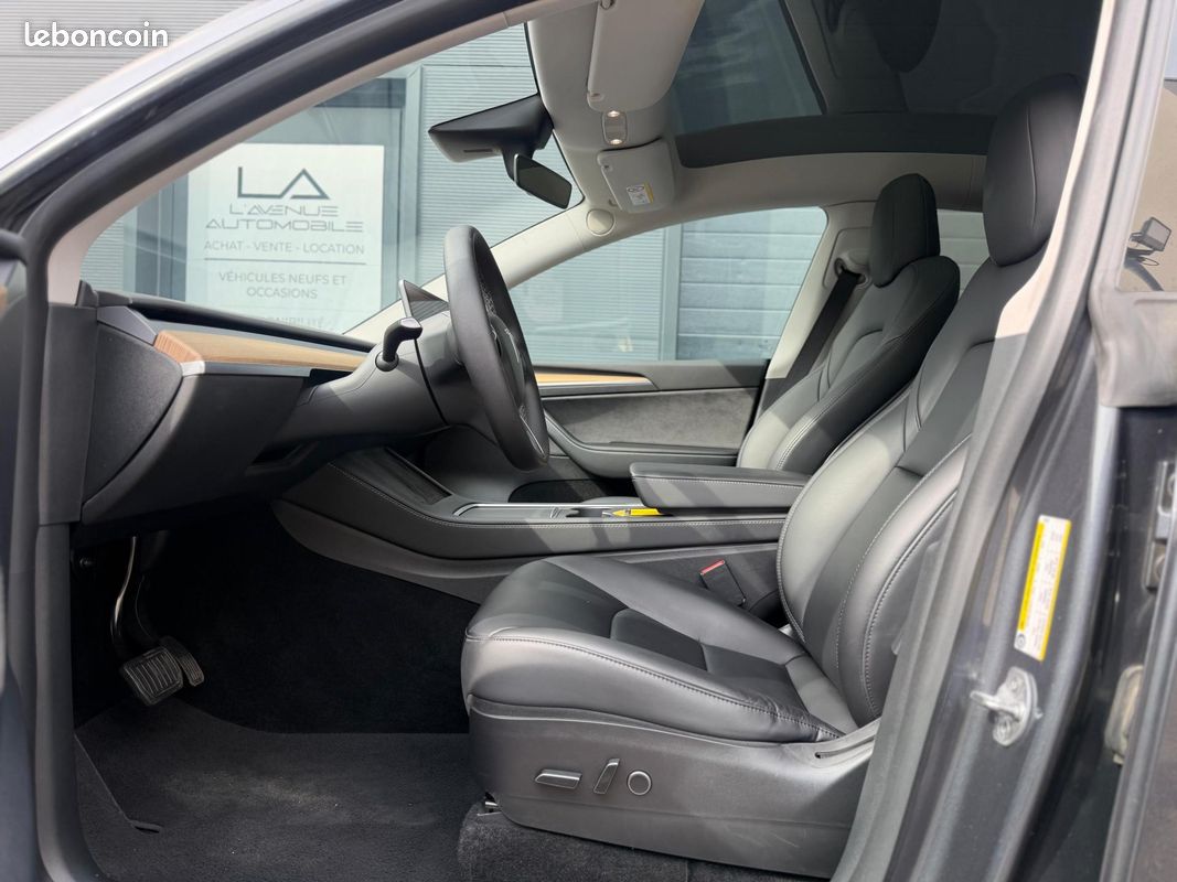 TESLA MODEL Y Long Range AWD Dual Motor SOH 90% (image 13)