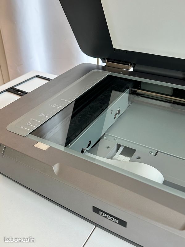 Epson 10.000XL DIN A3 Scanner plus Silverfast (image 10)