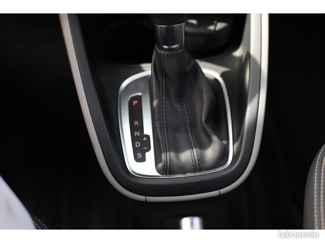 AUDI A1 1.4 TFSI - 122 - BV S-tronic - Start/Stop BERLINE Attraction PHASE 1 (image 30)