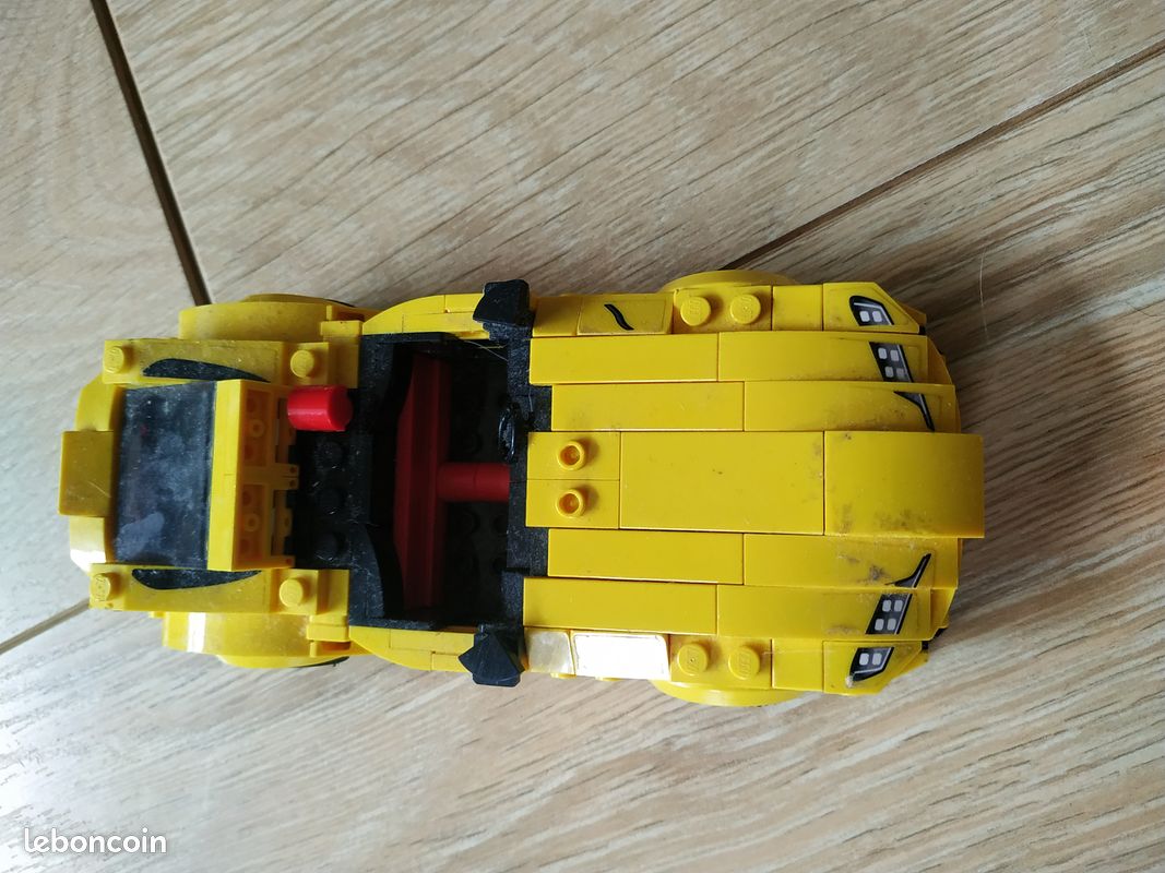 Lego voiture (image 1)