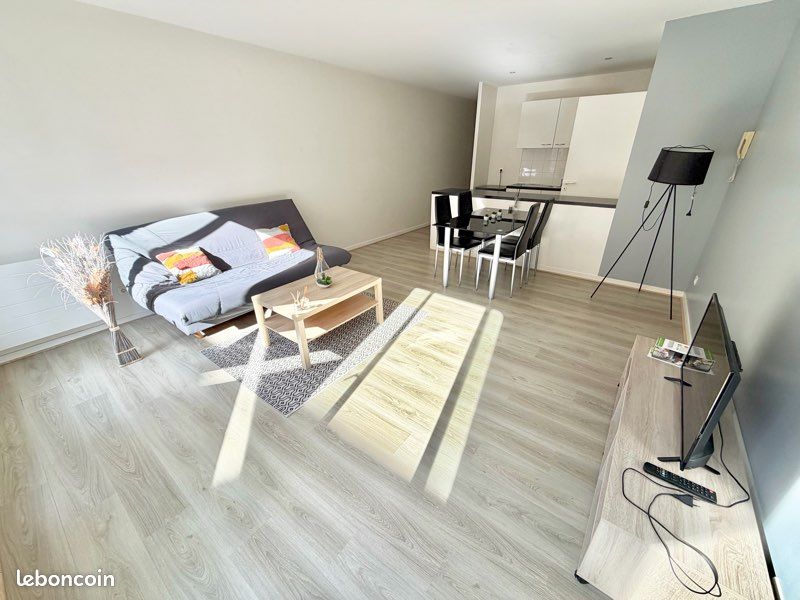 Appartement 2 pièces 51 m² · à Charleville-Mézières · 51 m² · 445 €