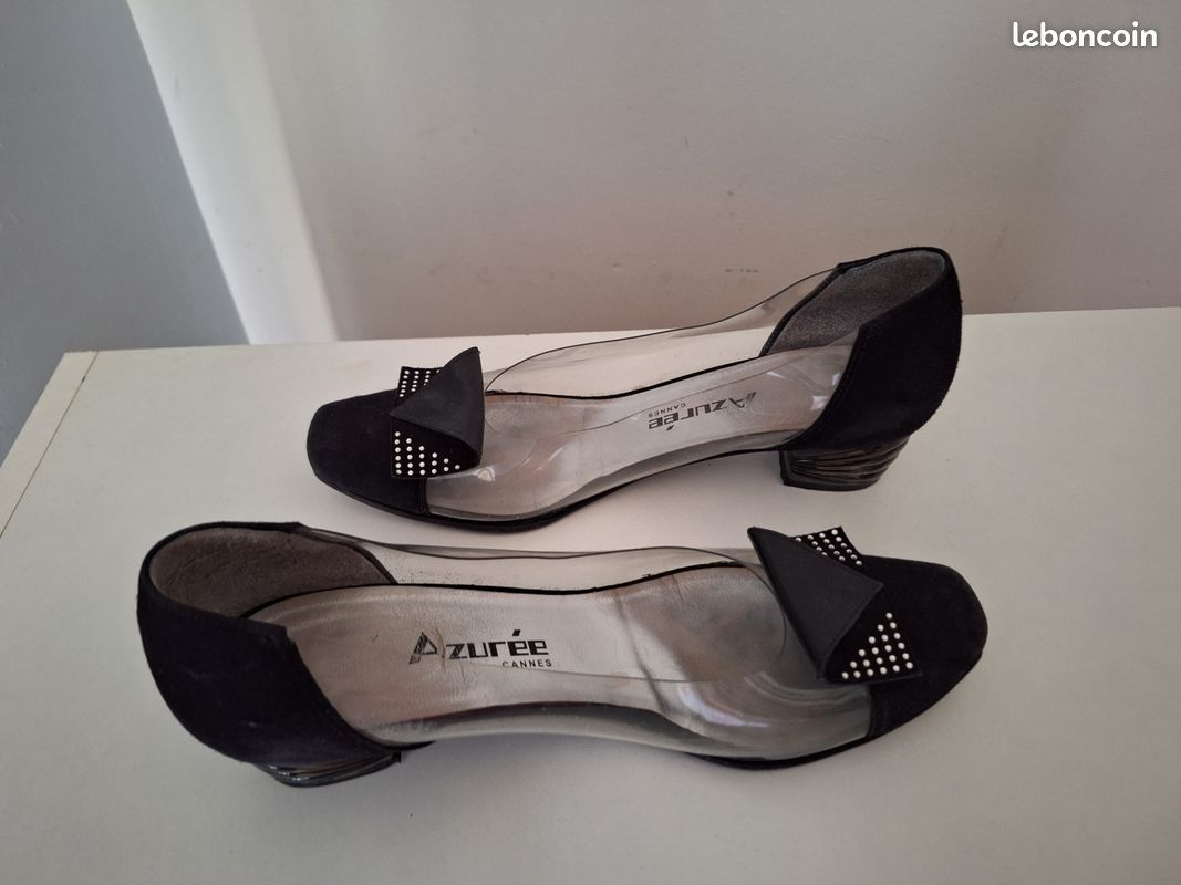 Chaussure de marque azurée (image 1)