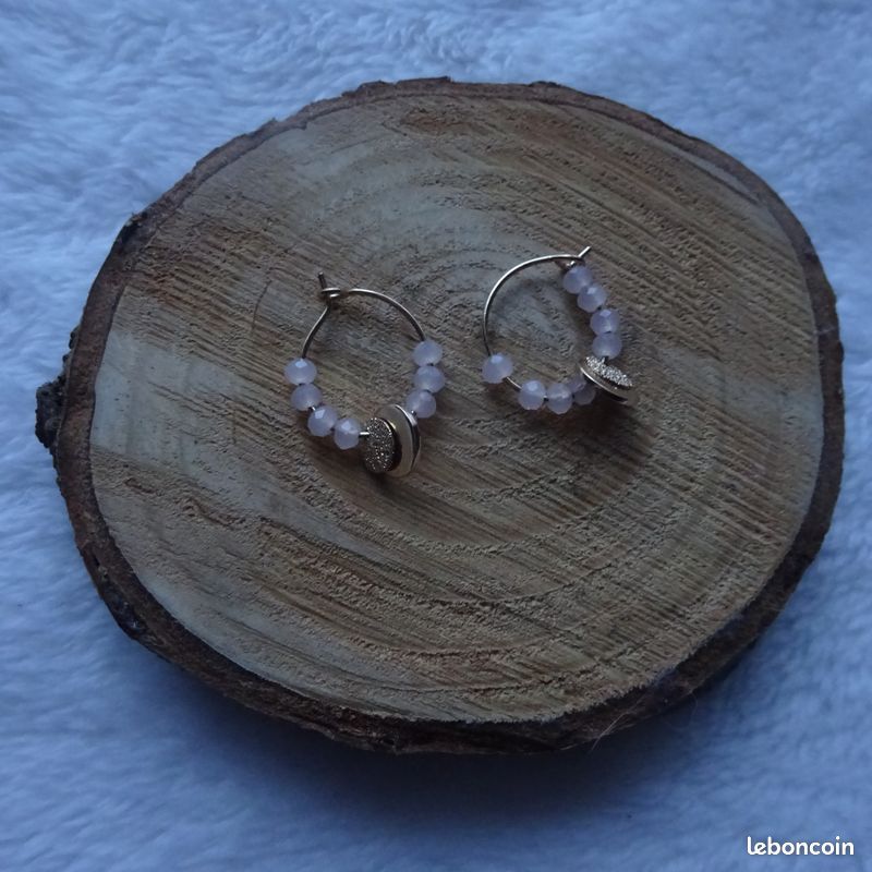Boucles D'oreilles Créoles Fantaisie Argentées Avec Perles émaillées Roses - 4 Cm, Dormeuses