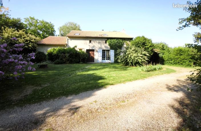 Propriété 7 pièces 180 m²