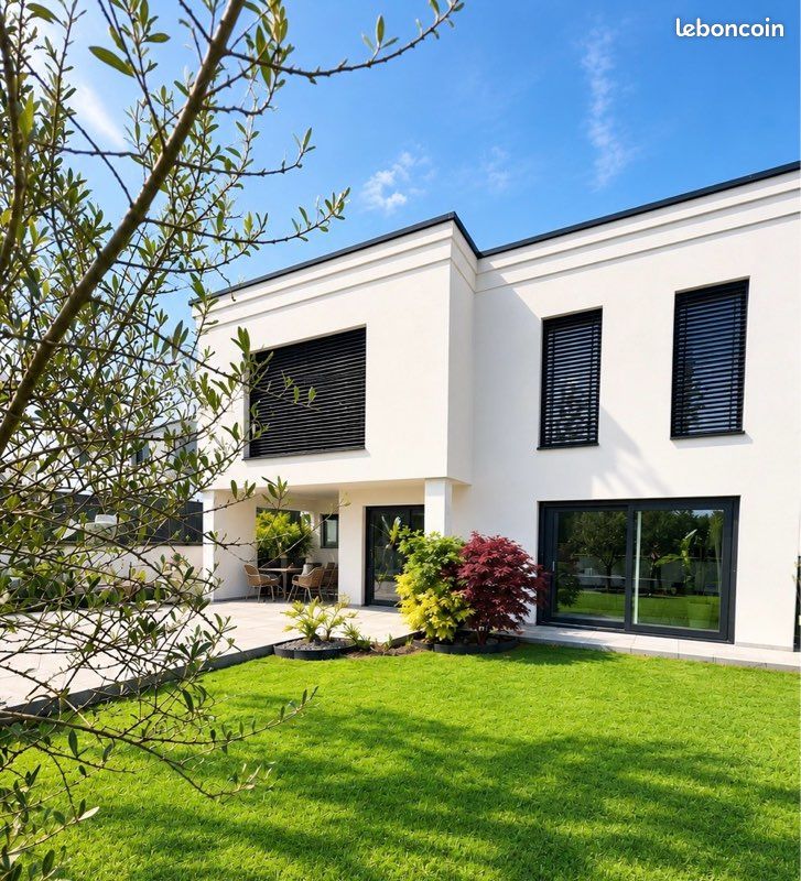 Maison 6 pièces 227 m² · à Courcelles-Chaussy · 227 m² · 680 000 €