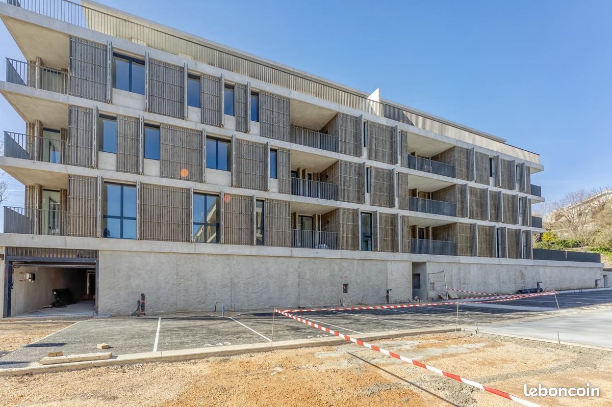 Appartement 3 pièces 60 m² · à La Penne-sur-Huveaune · 60 m² · 920 €/mois