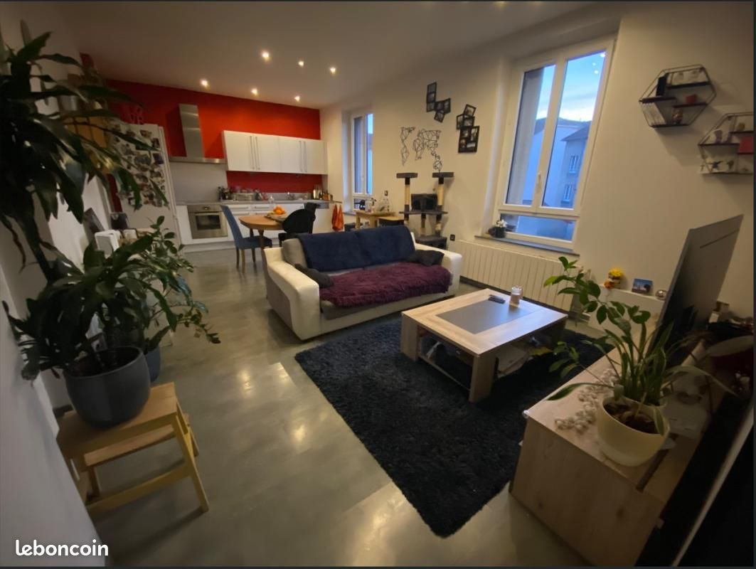 Appartement 3 pièces 77 m² · à Metz · 77 m² · 800 €