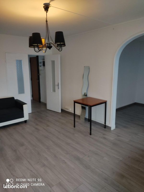 Appartement 4 pièces 68 m² · à Oullins-Pierre-Bénite · 68 m² · 155 000 €