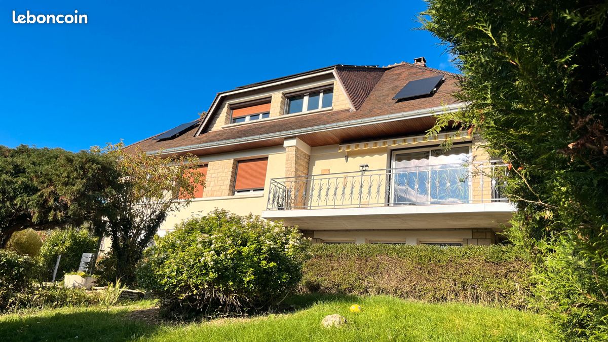 Maison 8 pièces 160 m² · à Auxerre · 160 m² · 327 000 €