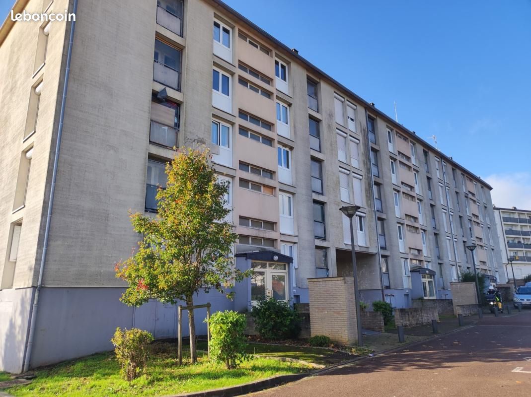 Appartement 1 pièce 38 m² · à Saint-Florentin · 38 m² · 364 €/mois