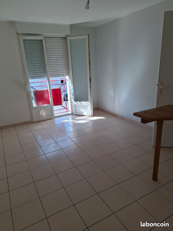 Appartement 2 pièces 37 m² · à Buxerolles · 37 m² · 470 €