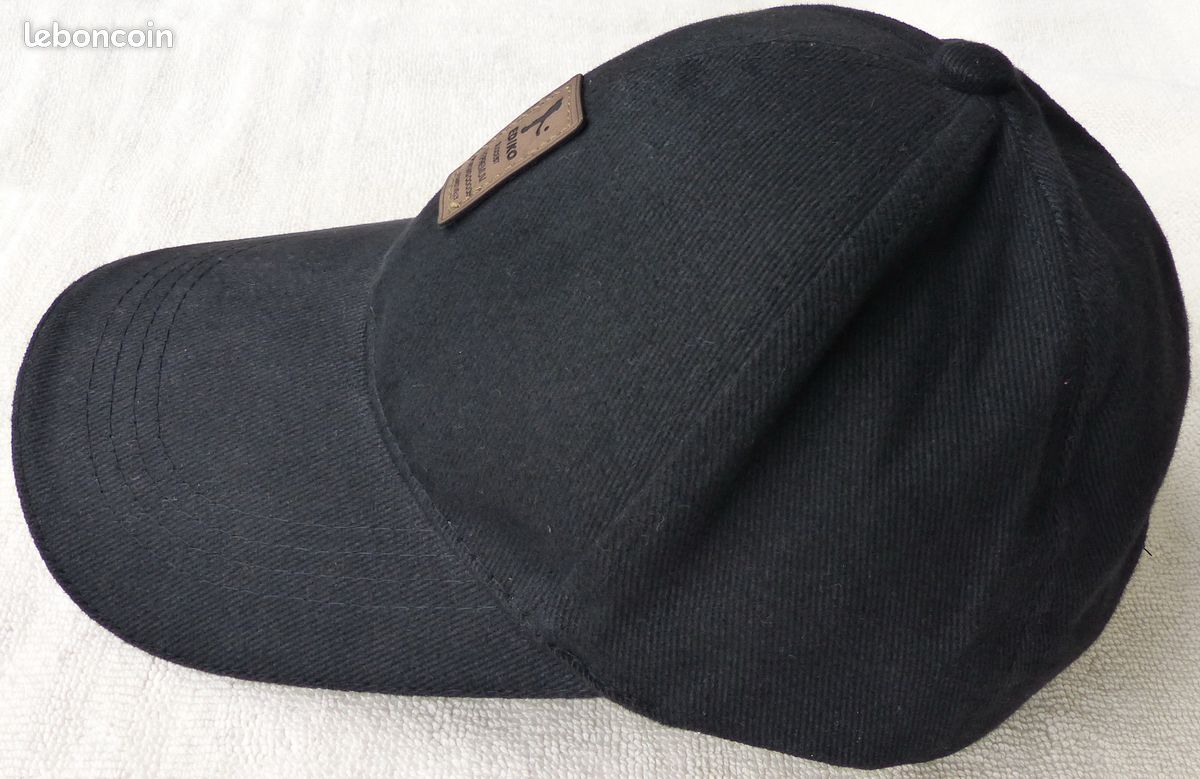 Casquette noire neuve (image 4)