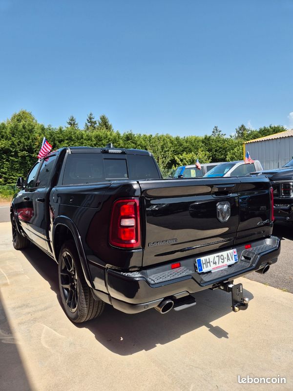 Dodge Ram 1500 L6 3L Laramie Air Night Edition 2025 NEUF (image 6)