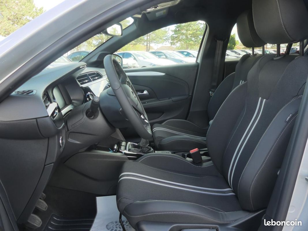 OPEL CORSA 1.2 Turbo 100 ch GS (image 14)