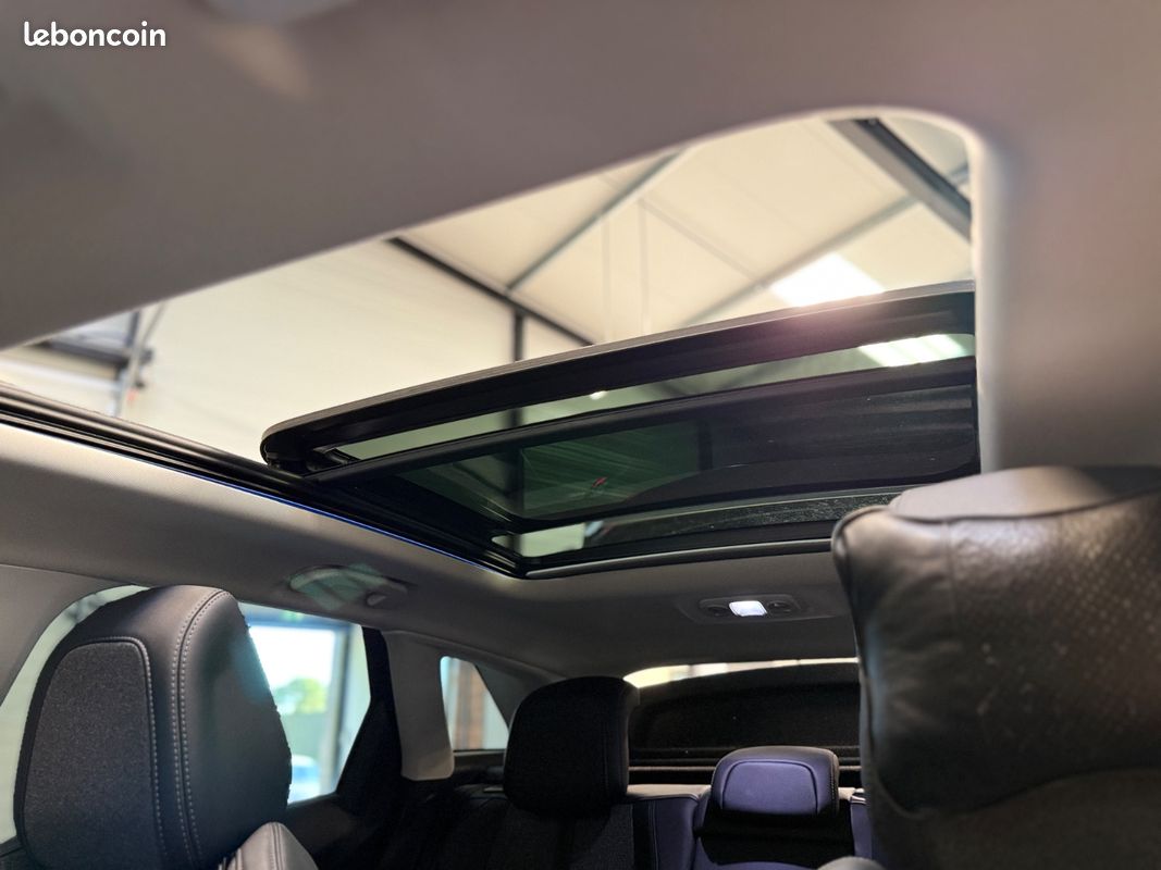 PEUGEOT 3008 1.6 Puretech 180ch SS EAT8 Allure (image 28)