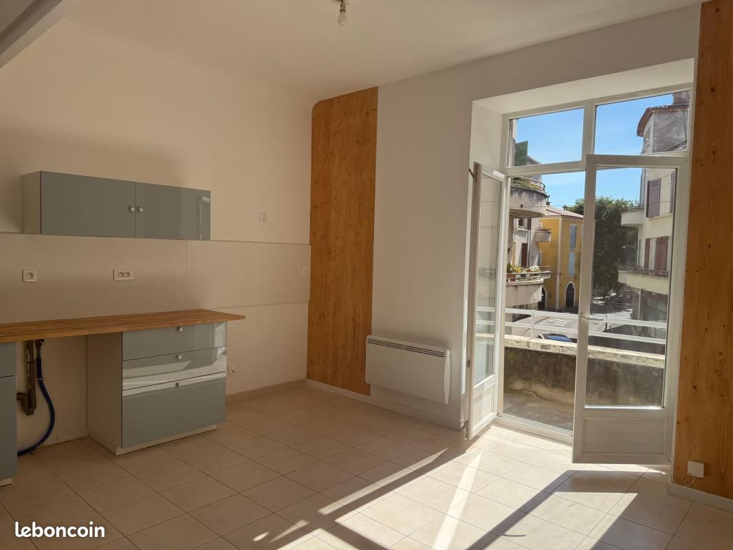 Appartement 3 pièces 45 m² · à Pont-Saint-Esprit · 45 m² · 520 €/mois