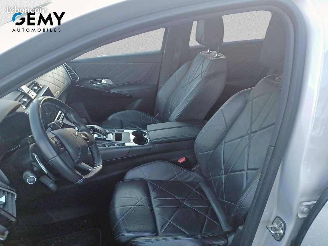 DS DS7 Crossback Hybride E-Tense 300 EAT8 4x4 Grand Chic (image 9)