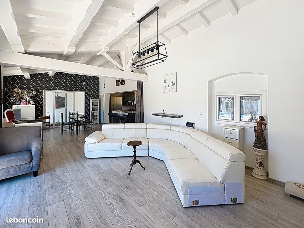 Maison 6 pièces 150 m² · à Villeneuve-lès-Béziers · 150 m² · 393 000 €