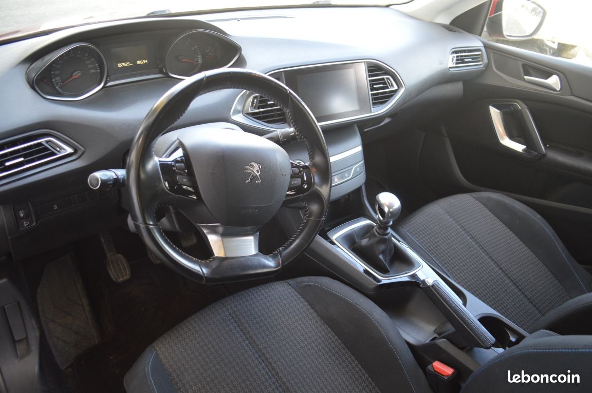 Peugeot 308 BUSINESS - 110ch Active Business (image 11)