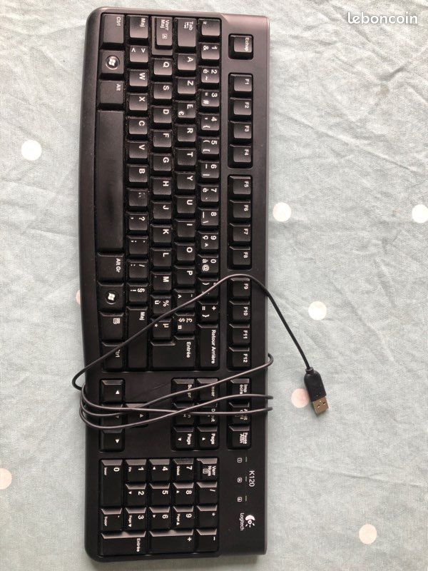 Clavier ordinateur avec fil (image 1)