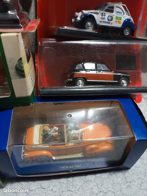 Lot de 11 voitures miniatures, 1/43 - Collection