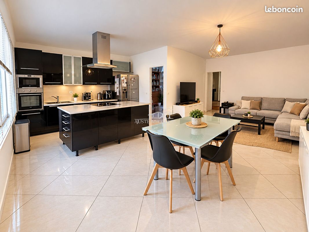 Maison 7 pièces 181 m² · à Marseille · 181 m² · 222 000 €