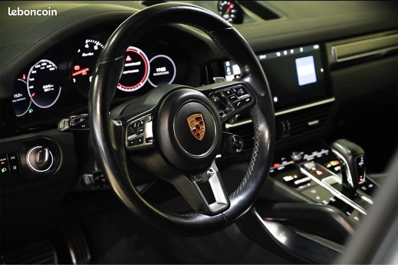 PORSCHE CAYENNE COUPÉ TURBO 4.0 V8 550 ch (image 3)