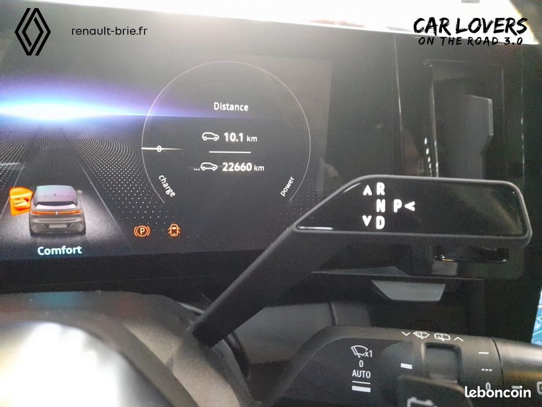 RENAULT Megane E-Tech EV60 220 ch super charge Techno (image 14)